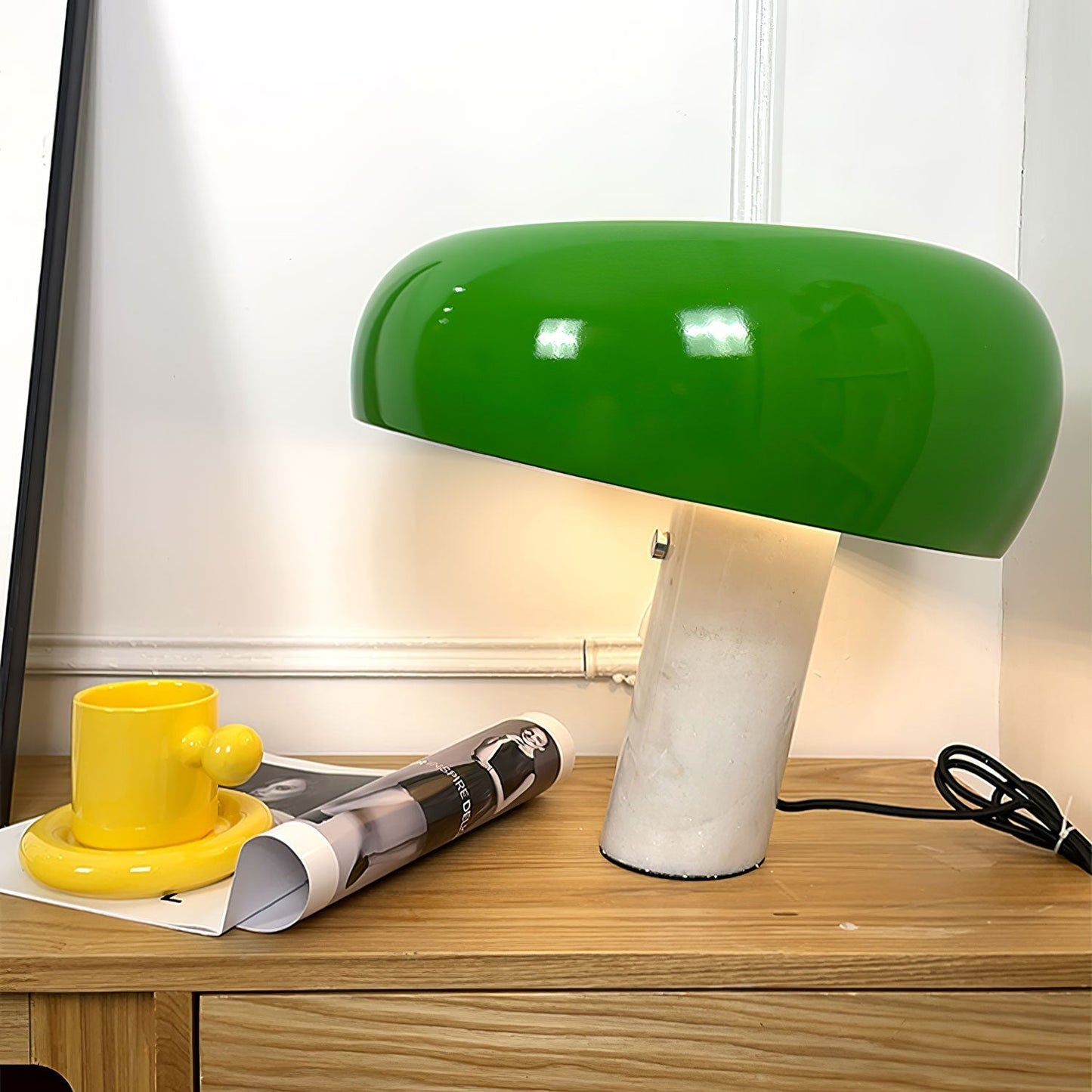 Kendrivol | Kuppelformet silhuet italiensk marmor accent bordlampe  