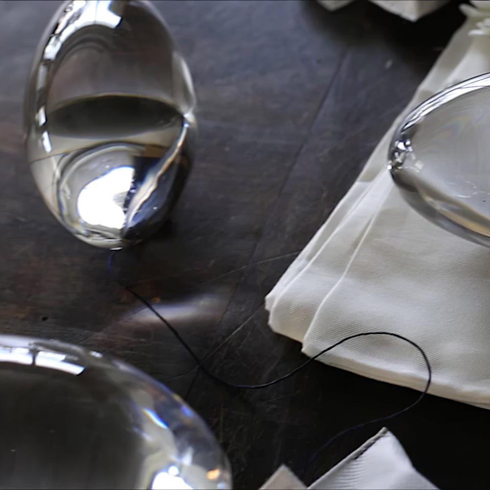 Vaelenoe | Skulpturel Oval Krystal Sten Bordlampe