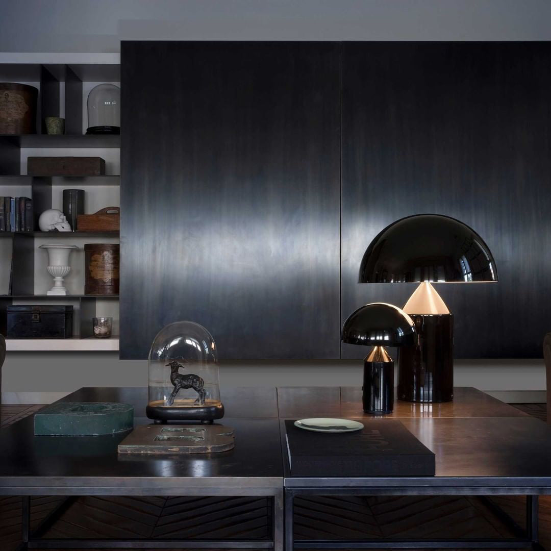 Zonthara | Avantgarde geometrisk skulpturel silhuet metal bordlampe