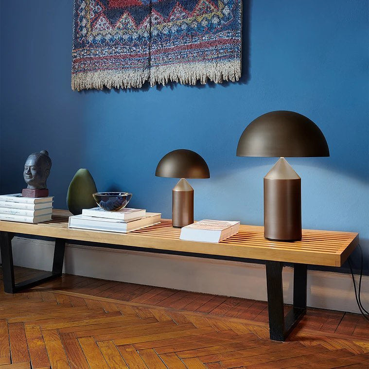 Zonthara | Avantgarde geometrisk skulpturel silhuet metal bordlampe