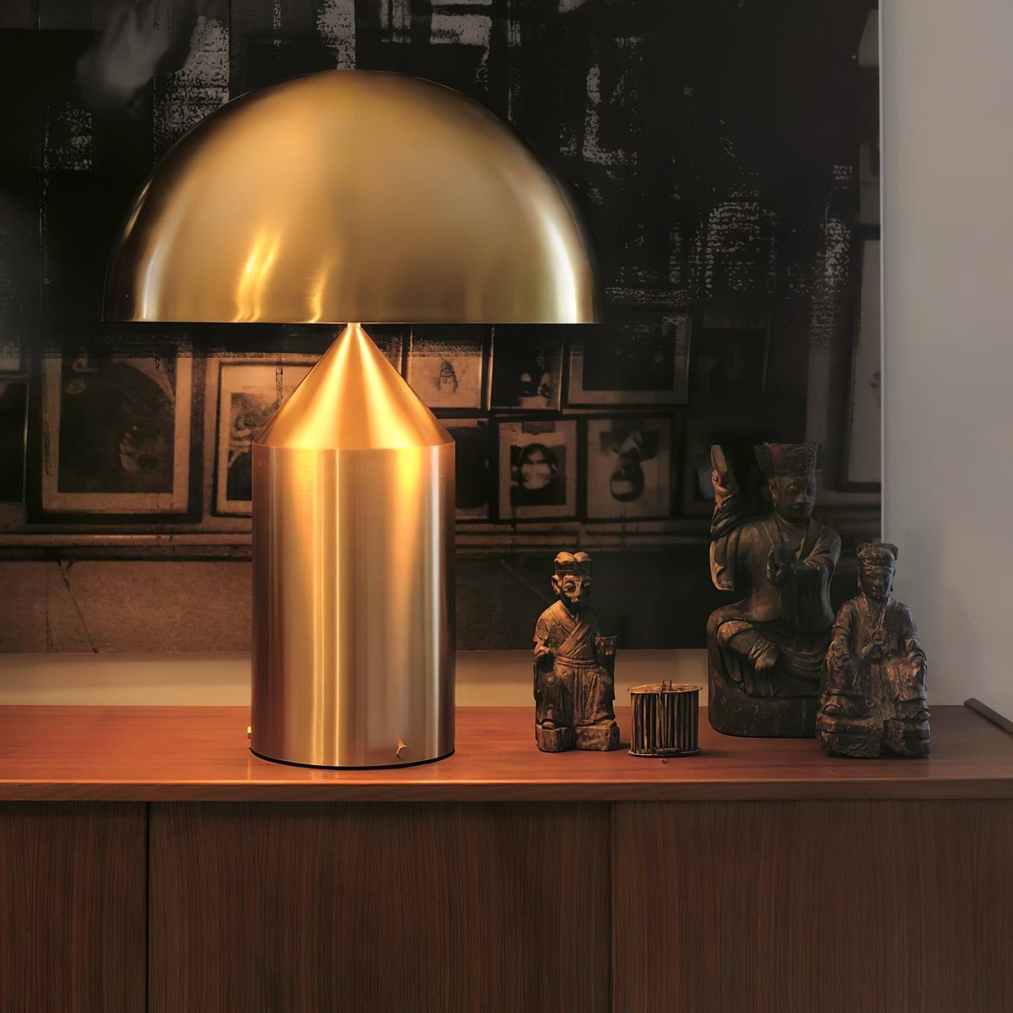 Zonthara | Avantgarde geometrisk skulpturel silhuet metal bordlampe