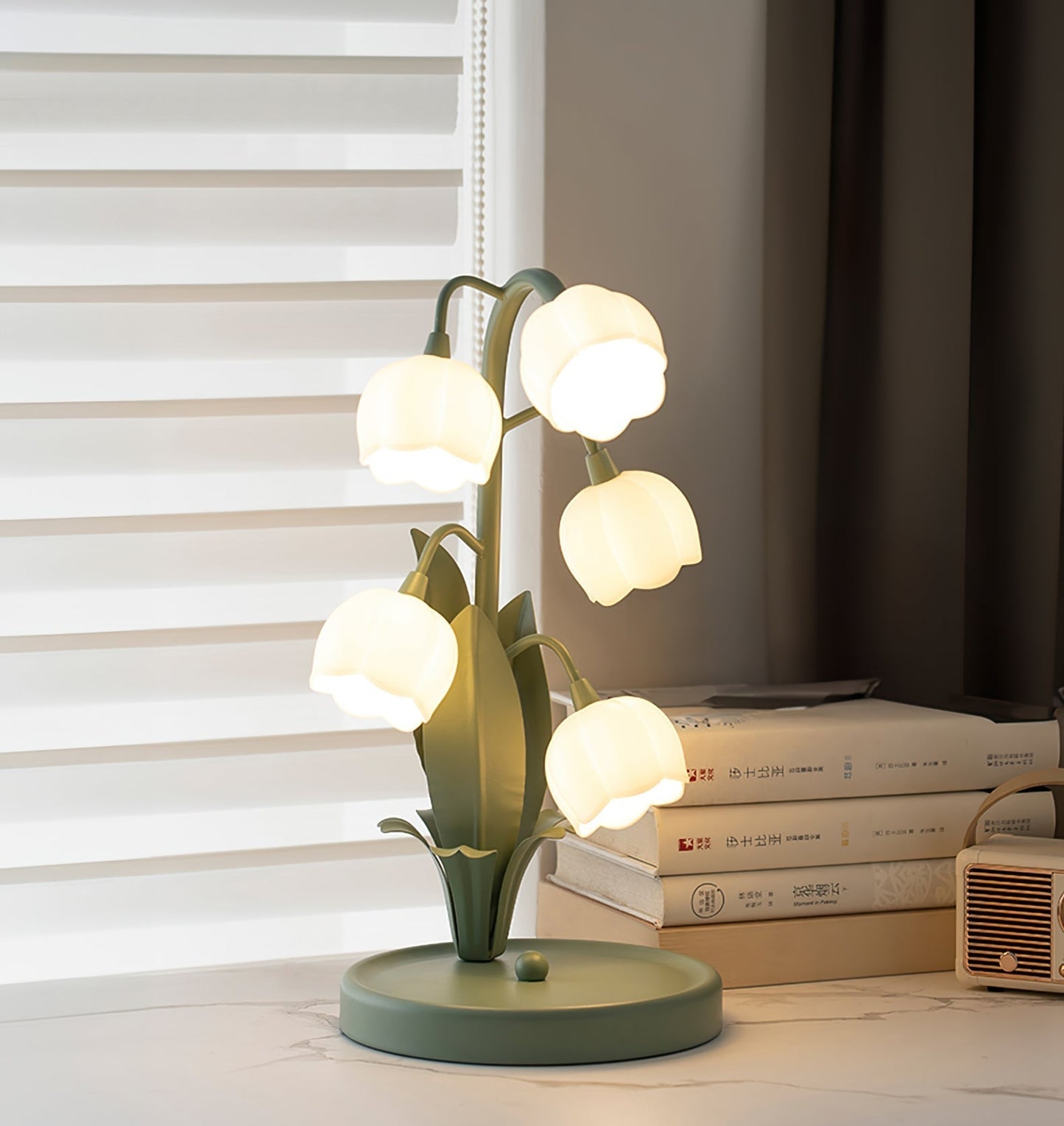 Tulipanformet Orchid Blomstret Bordlampe