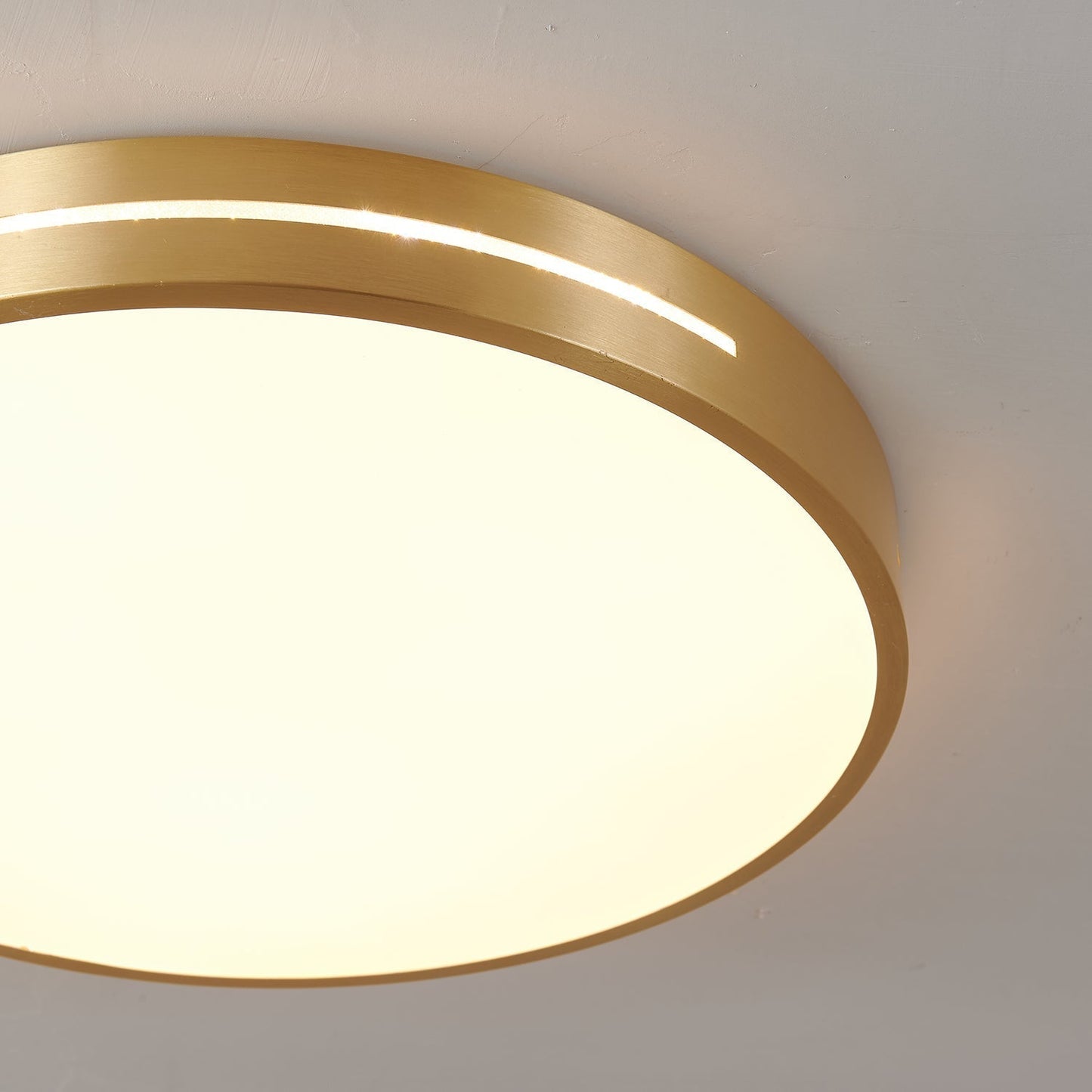 Isalun | Minimalistisk messing geometrisk indbygget loftslampe