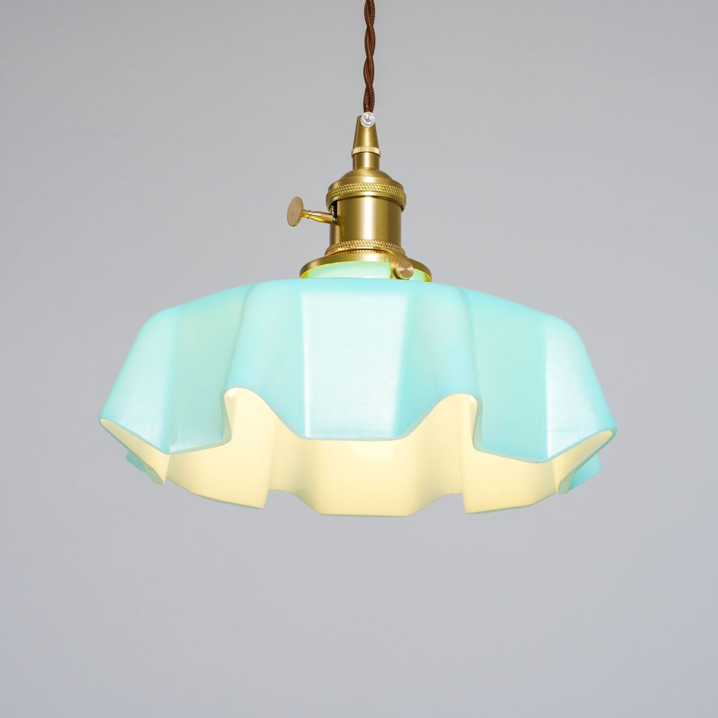 Kelvarna | Vintage plisseret glas fløjl pendellampe
