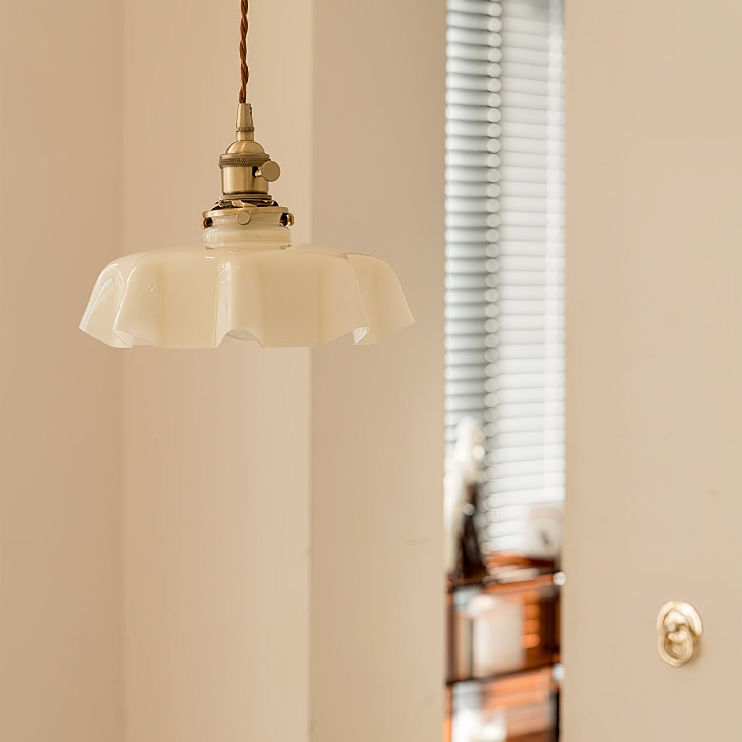 Kelvarna | Vintage plisseret glas fløjl pendellampe