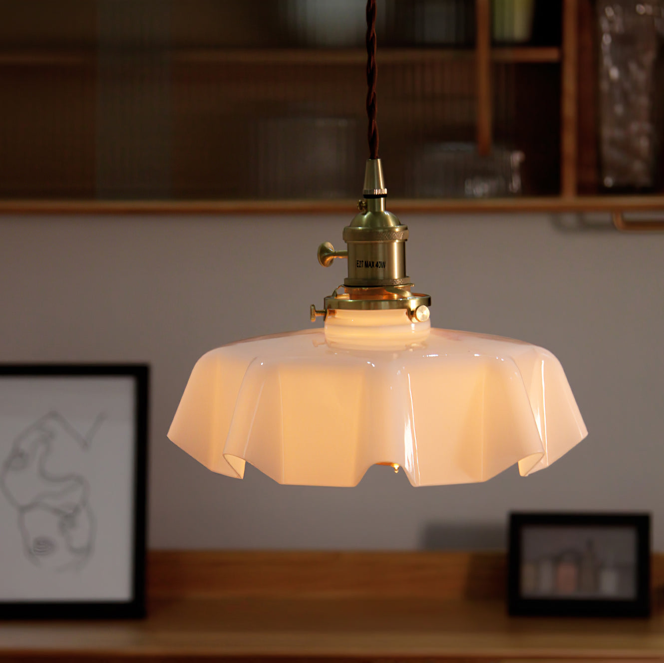 Kelvarna | Vintage plisseret glas fløjl pendellampe