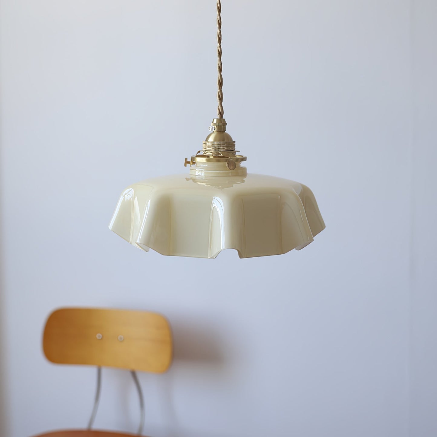 Kelvarna | Vintage plisseret glas fløjl pendellampe