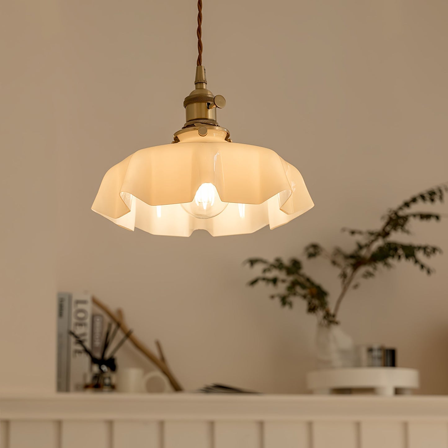 Kelvarna | Vintage plisseret glas fløjl pendellampe