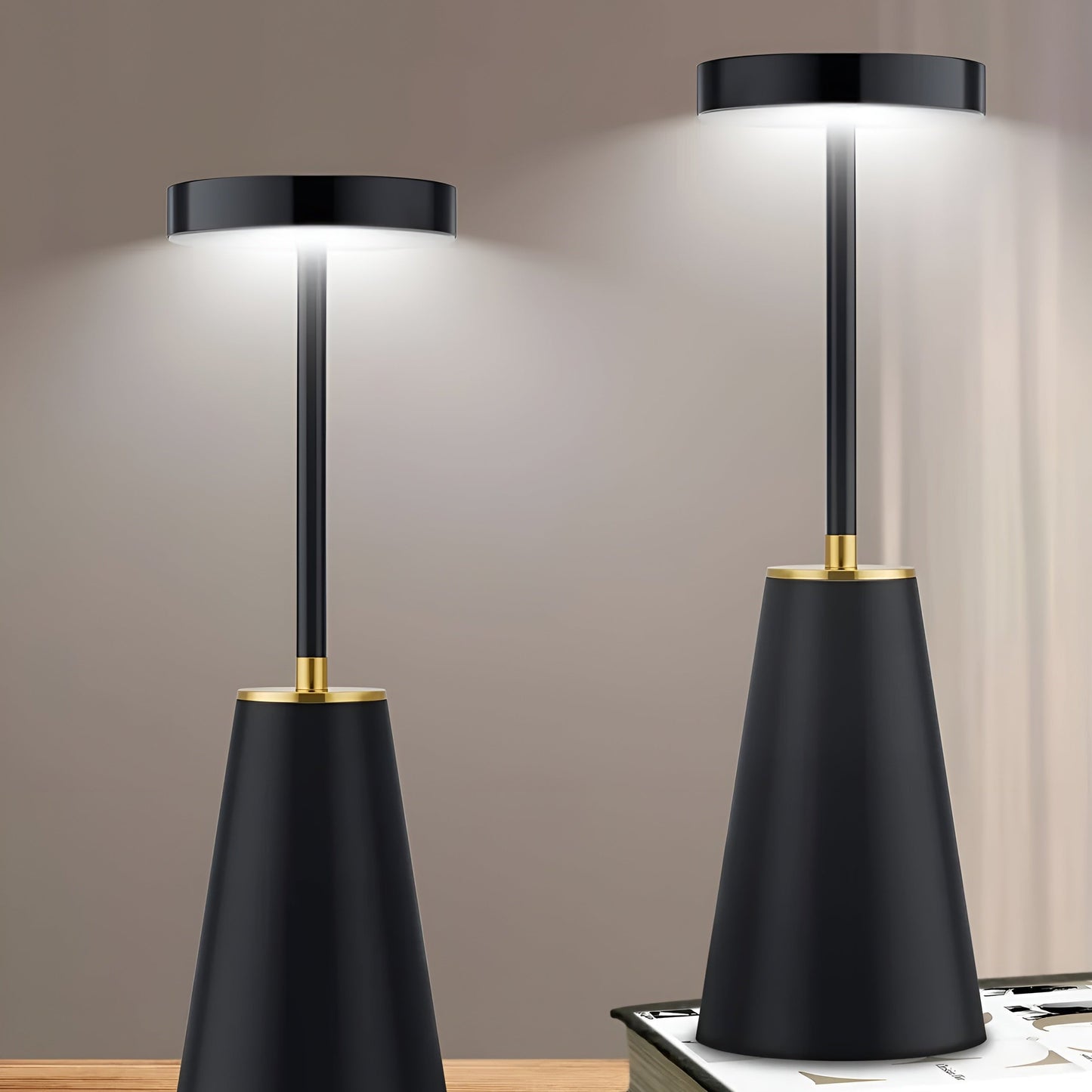 Slank metal trådløs touch dæmpbar genopladelig bordlampe