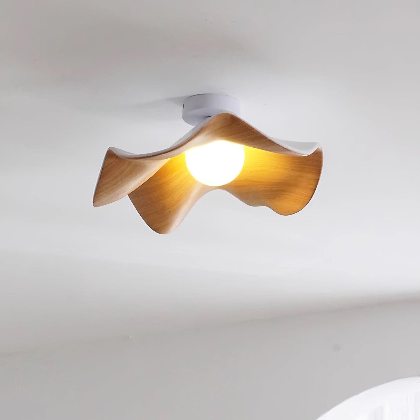 Calisthra | Biophil lagdelt bølge indbygget loftslampe  