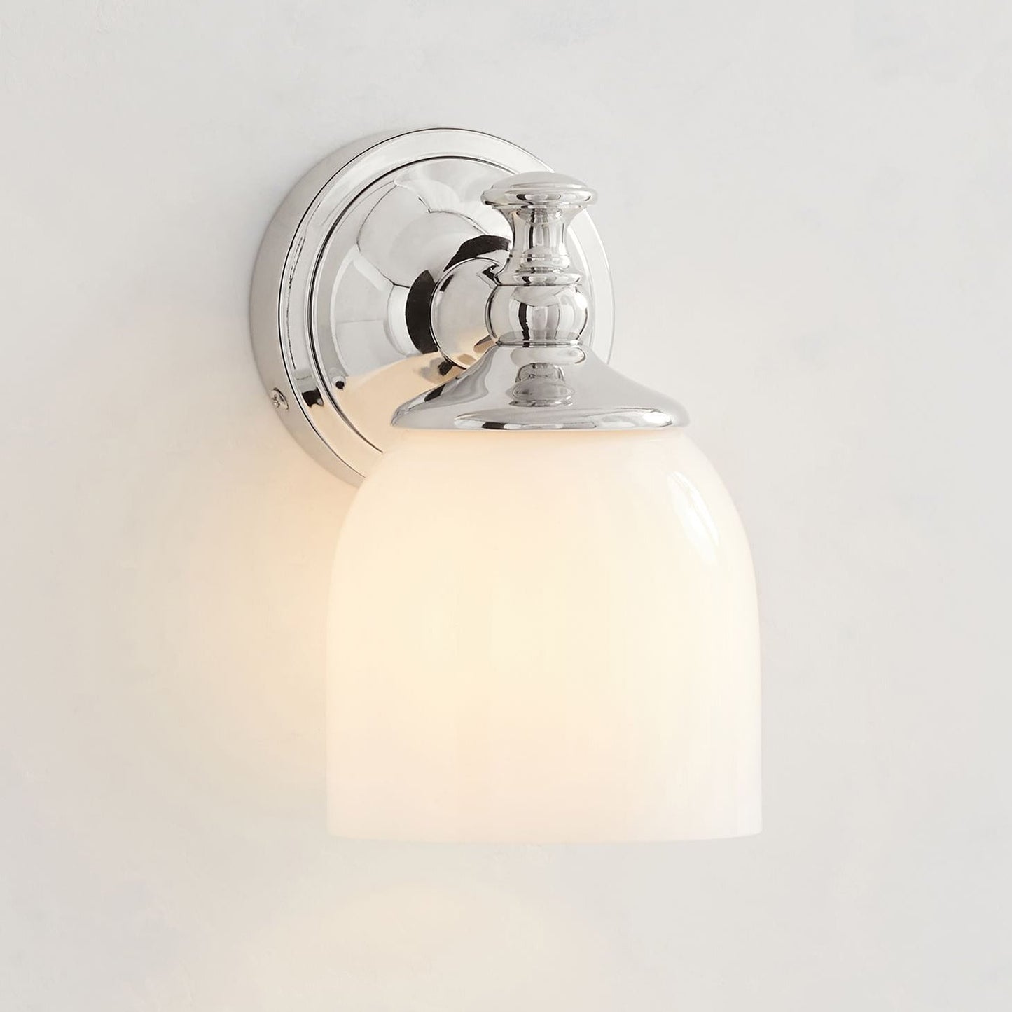 Lisaeth | Minimalistisk arm væglampe med sfærisk glasglobus