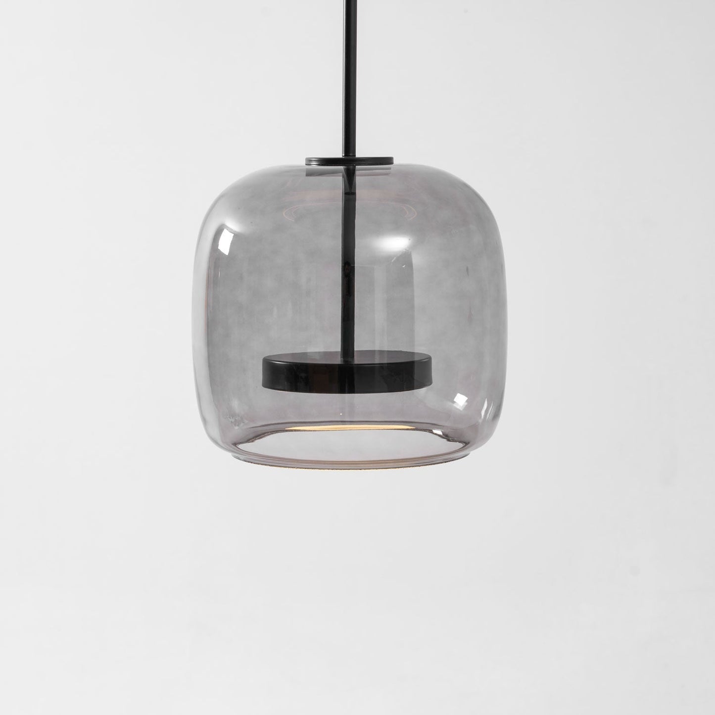 Orionth | Geometrisk Skulpturel Håndblæst Glas Kugle Pendellampe