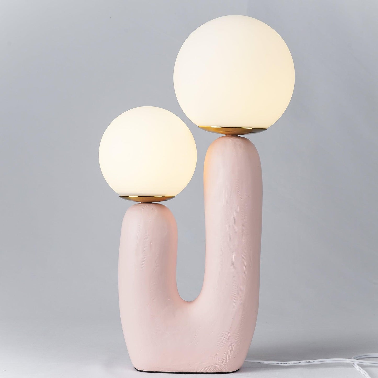 Corisande | Avantgarde rå skulpturel glas kugle bordlampe