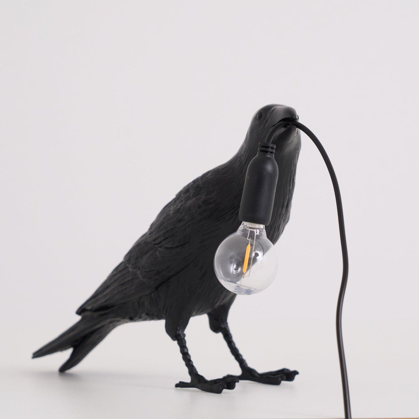 Bristhow | Gotisk Skulpturel Fuglekrage Bordlampe