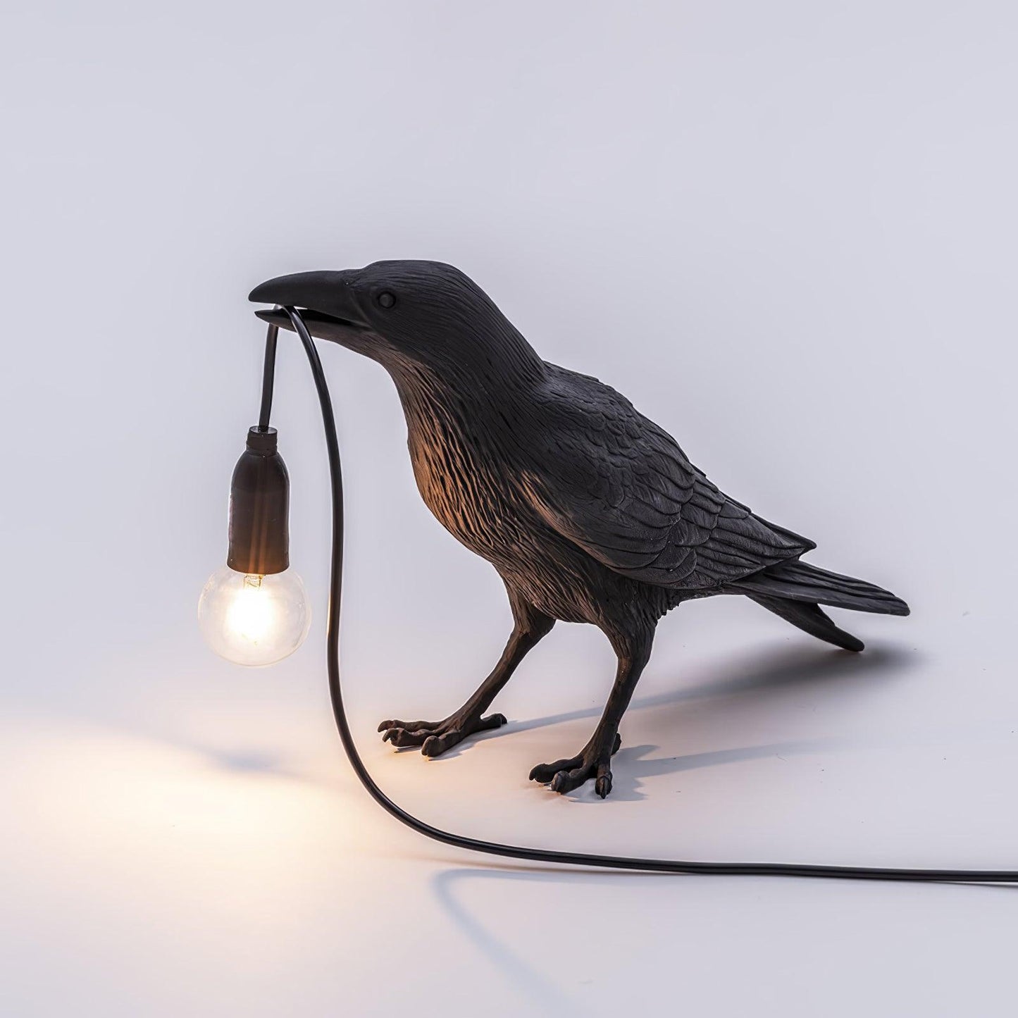 Bristhow | Gotisk Skulpturel Fuglekrage Bordlampe