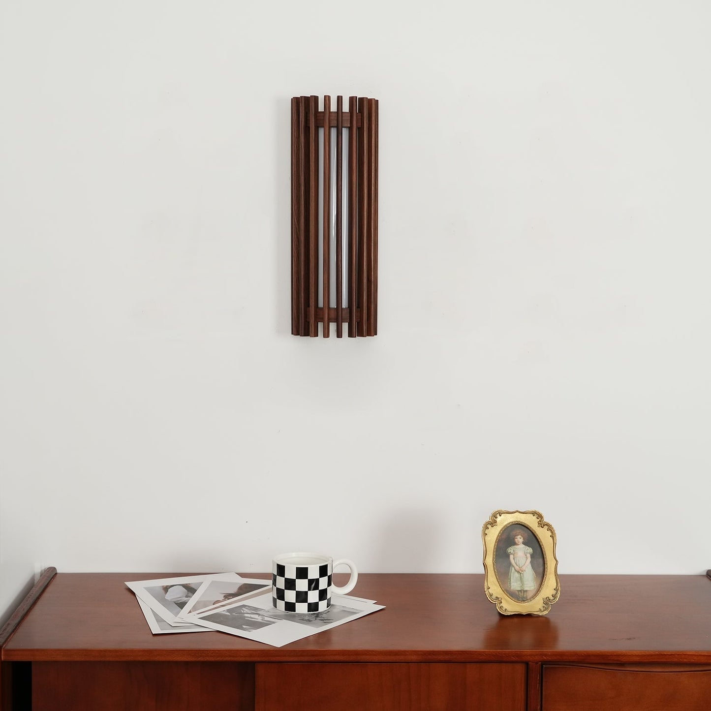 Arbor | Minimalistisk naturlig træstruktur væglampe