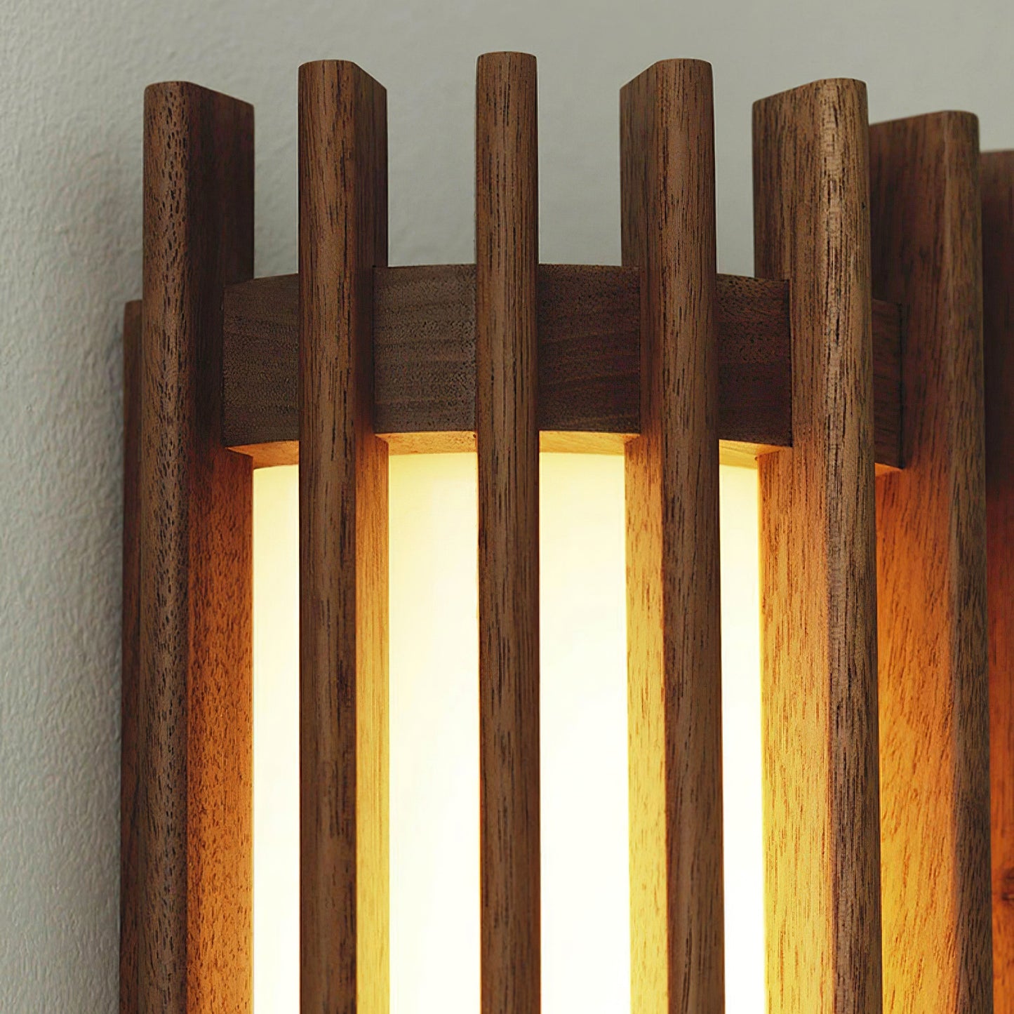 Arbor | Minimalistisk naturlig træstruktur væglampe