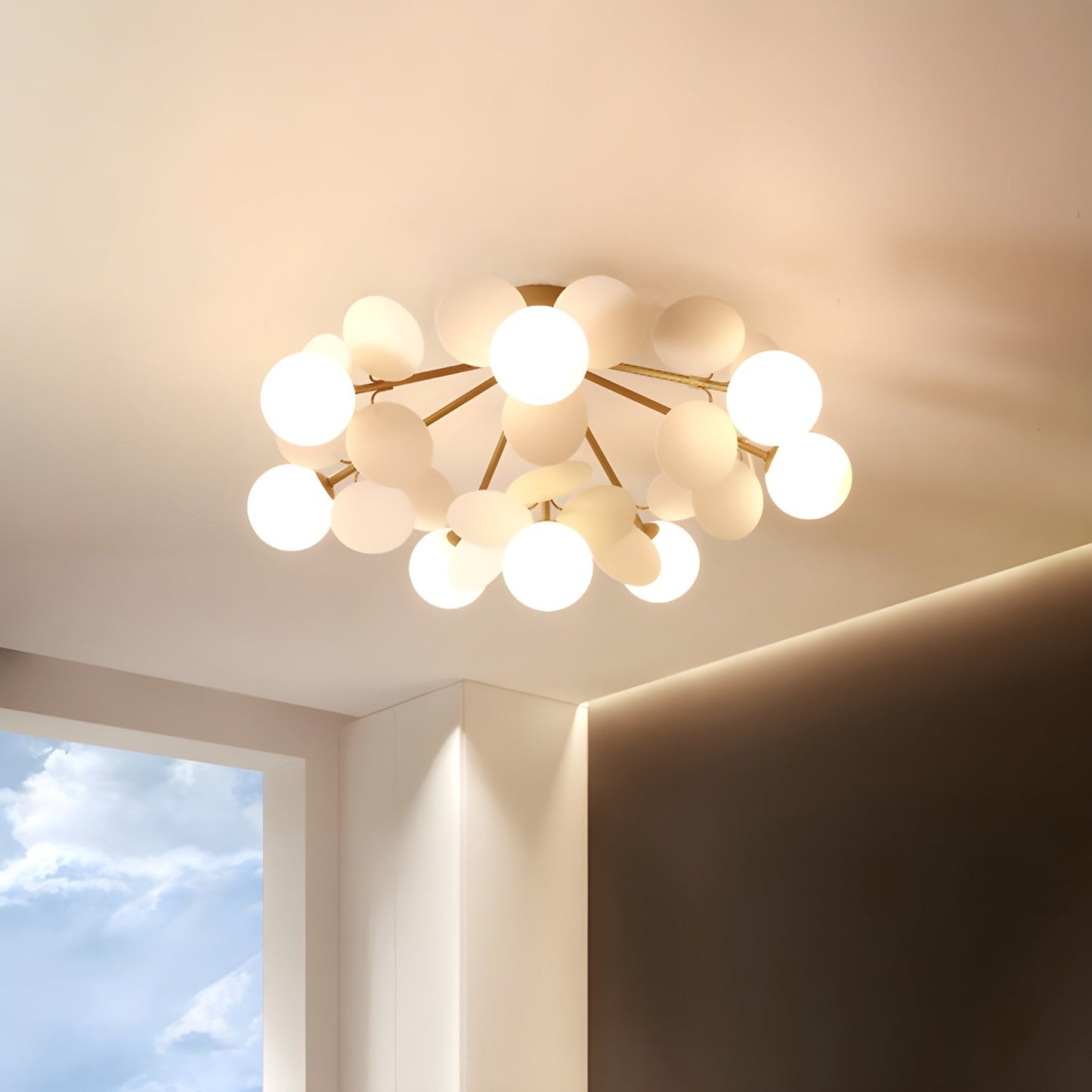 Kalythos | Skulpturel geometrisk disk klynge semi-flush monteret loftslampe