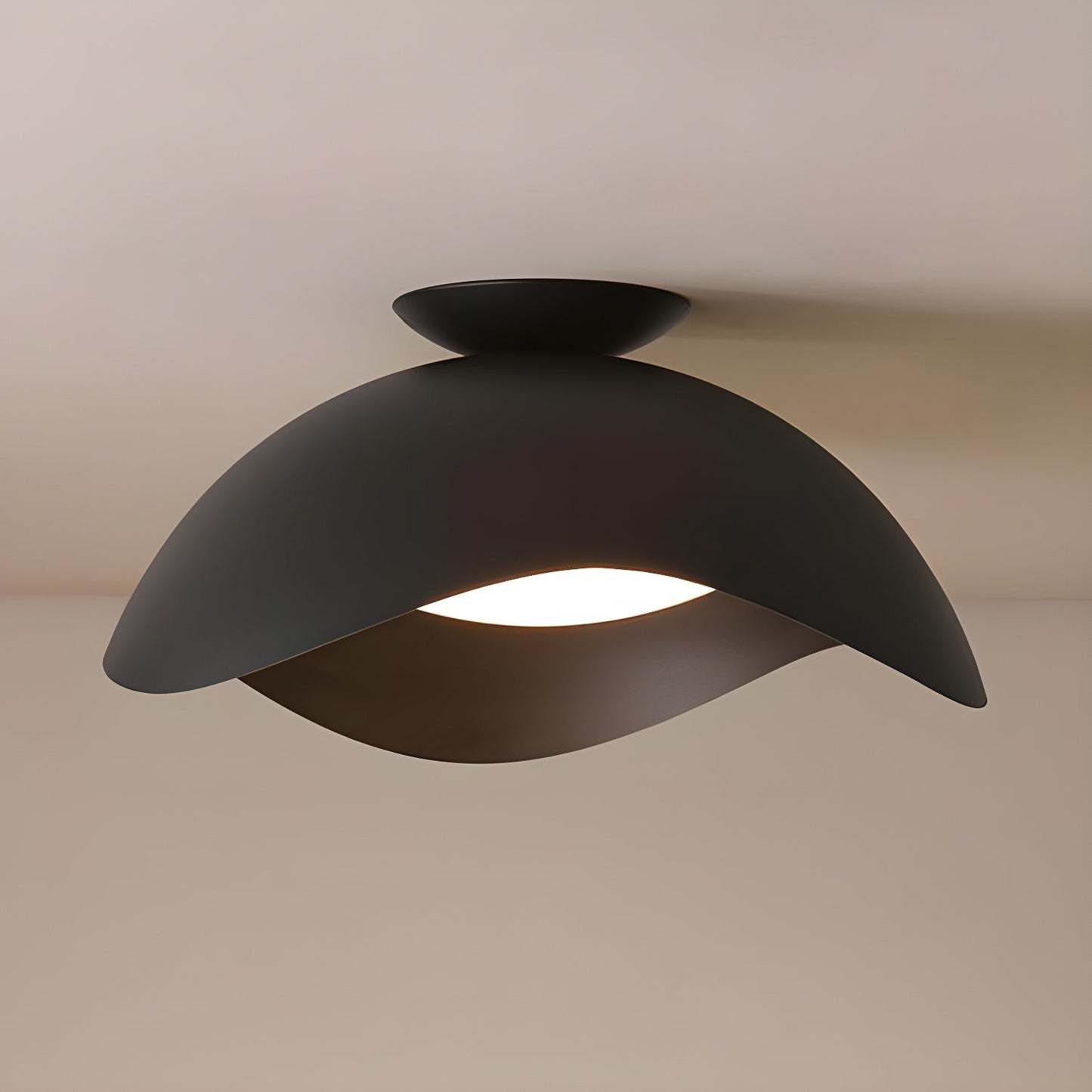Lyraen | Nordisk bølgesilhuet integreret LED loftslampe