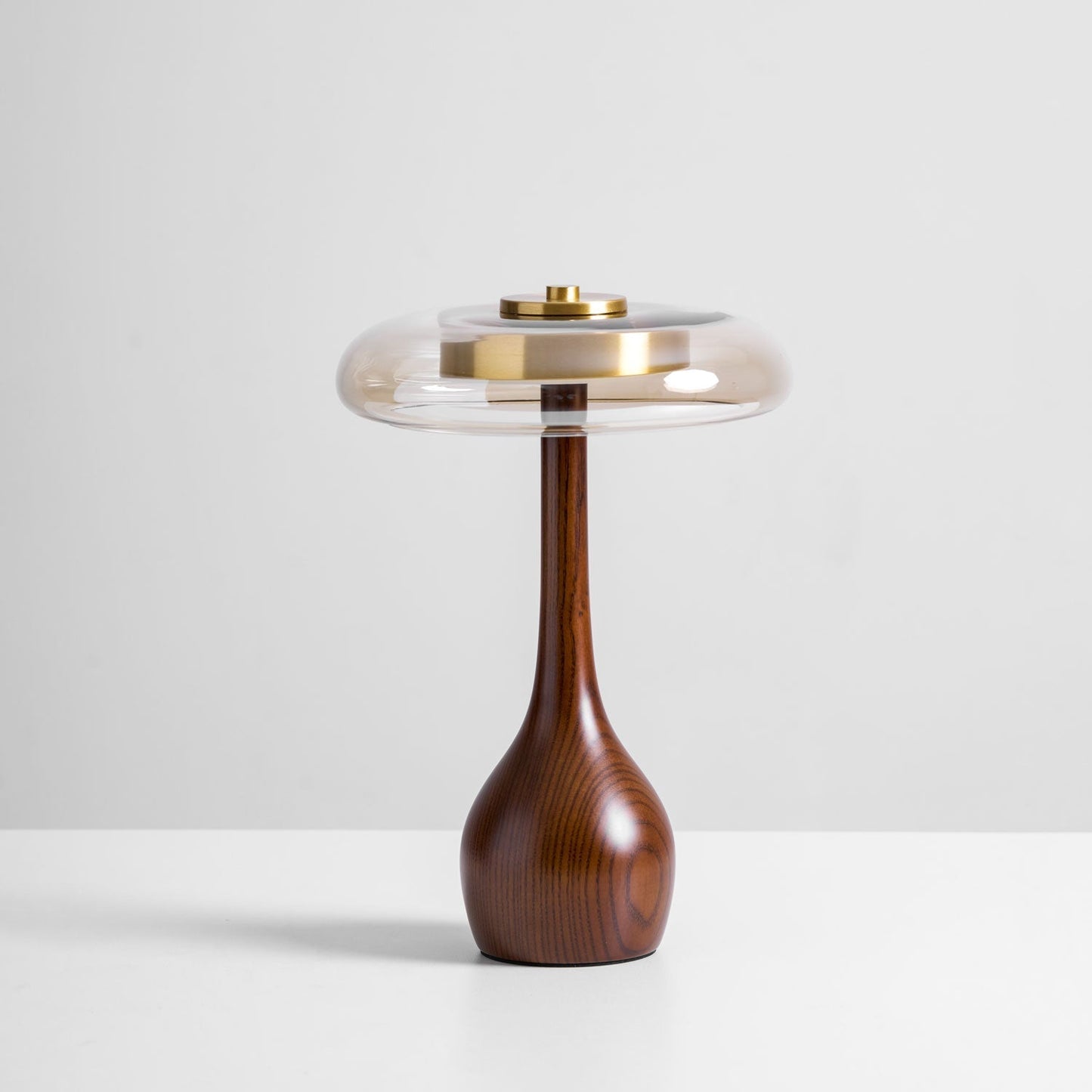 Vancorim | Japandi buet træ amber glas bordlampe
