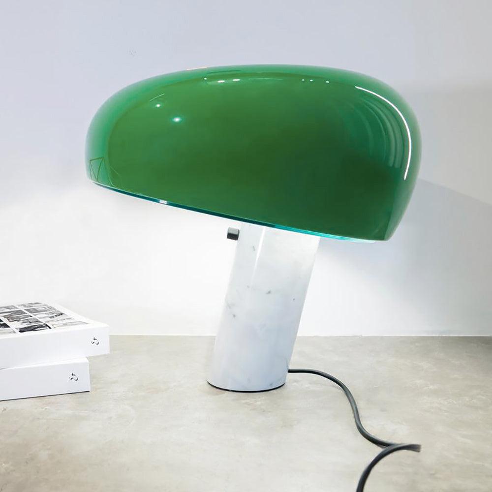 Kendrivol | Kuppelformet silhuet italiensk marmor accent bordlampe  