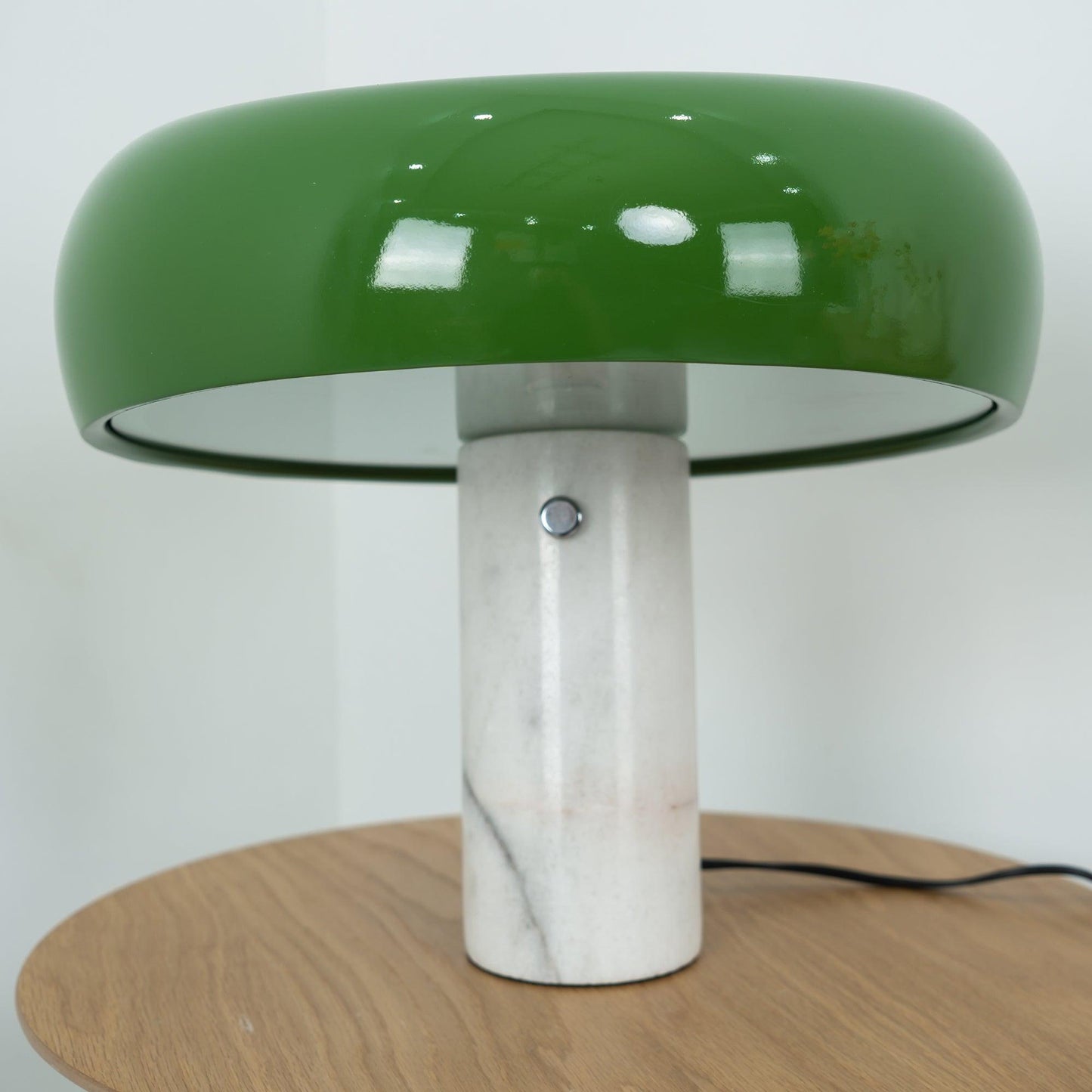Kendrivol | Kuppelformet silhuet italiensk marmor accent bordlampe  