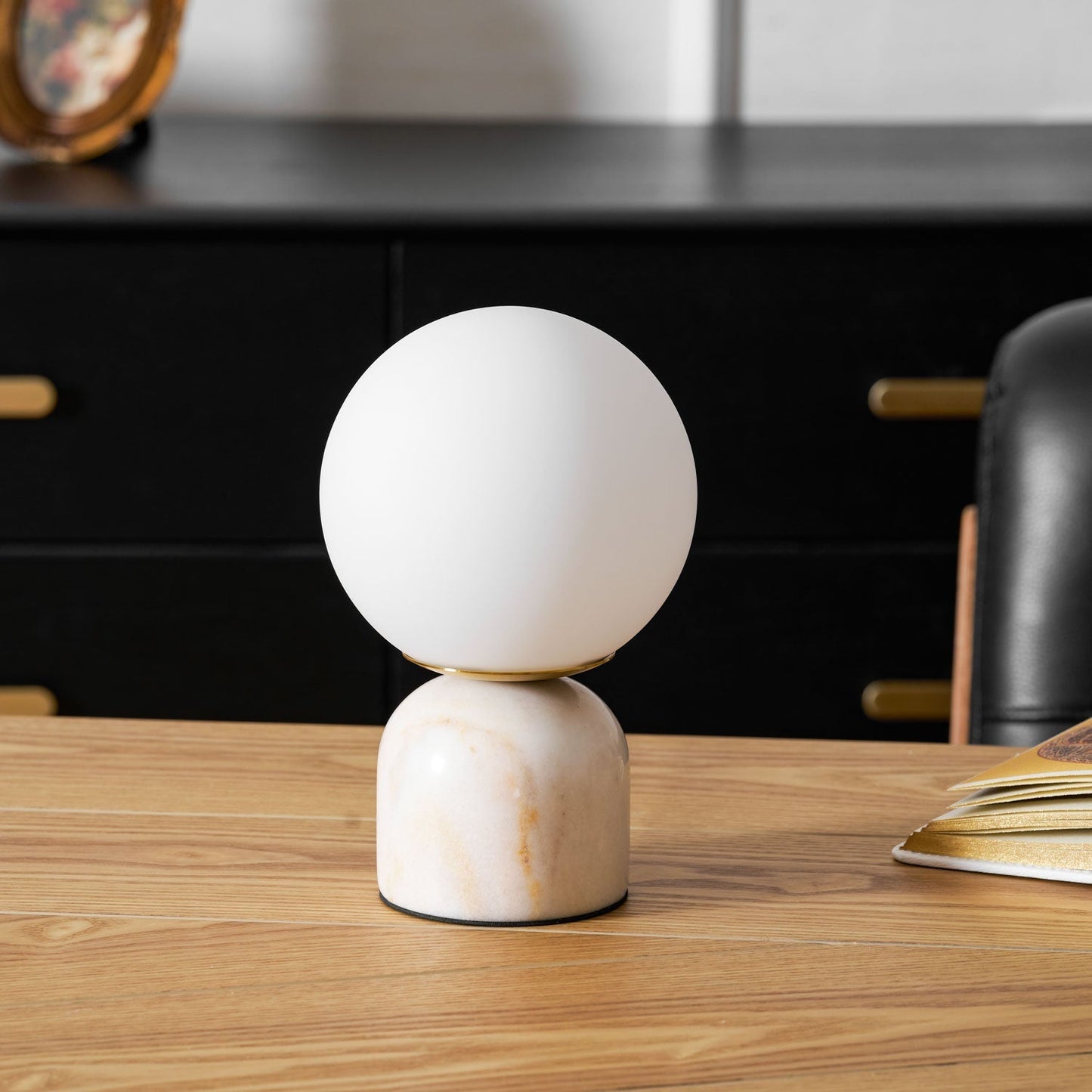 Kendroct | Minimalistisk lysende kugle accent bordlampe