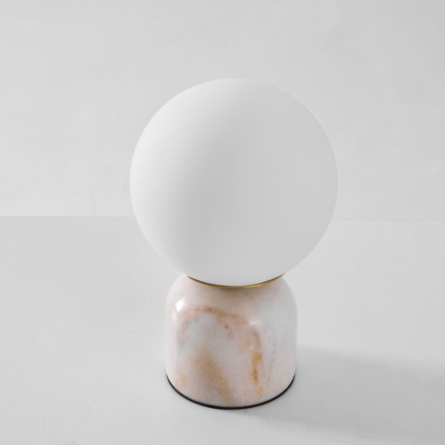Kendroct | Minimalistisk lysende kugle accent bordlampe