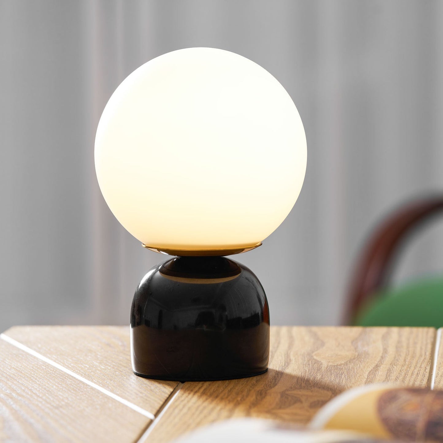 Kendroct | Minimalistisk lysende kugle accent bordlampe