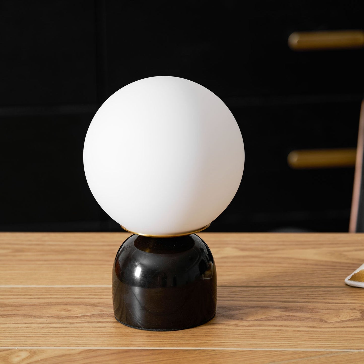 Kendroct | Minimalistisk lysende kugle accent bordlampe