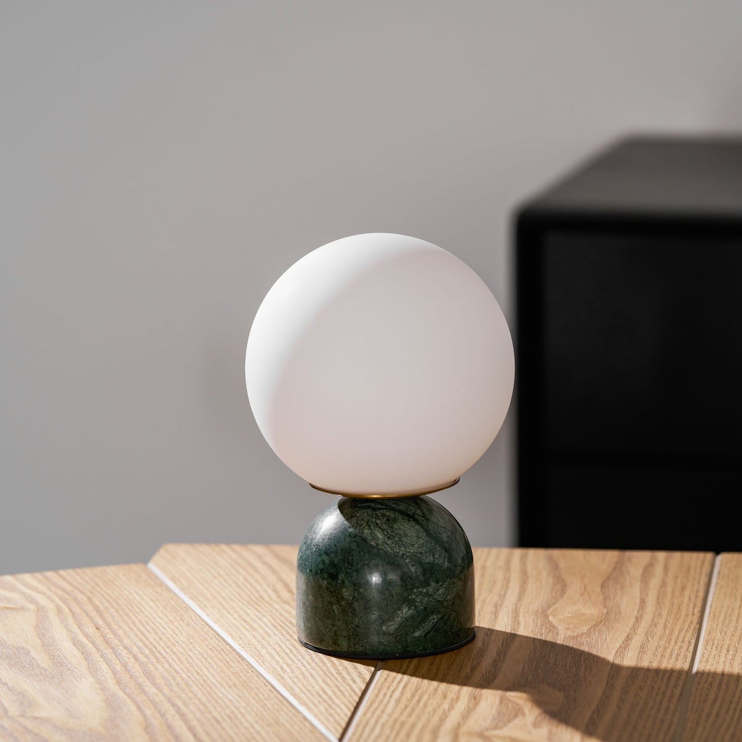 Kendroct | Minimalistisk lysende kugle accent bordlampe