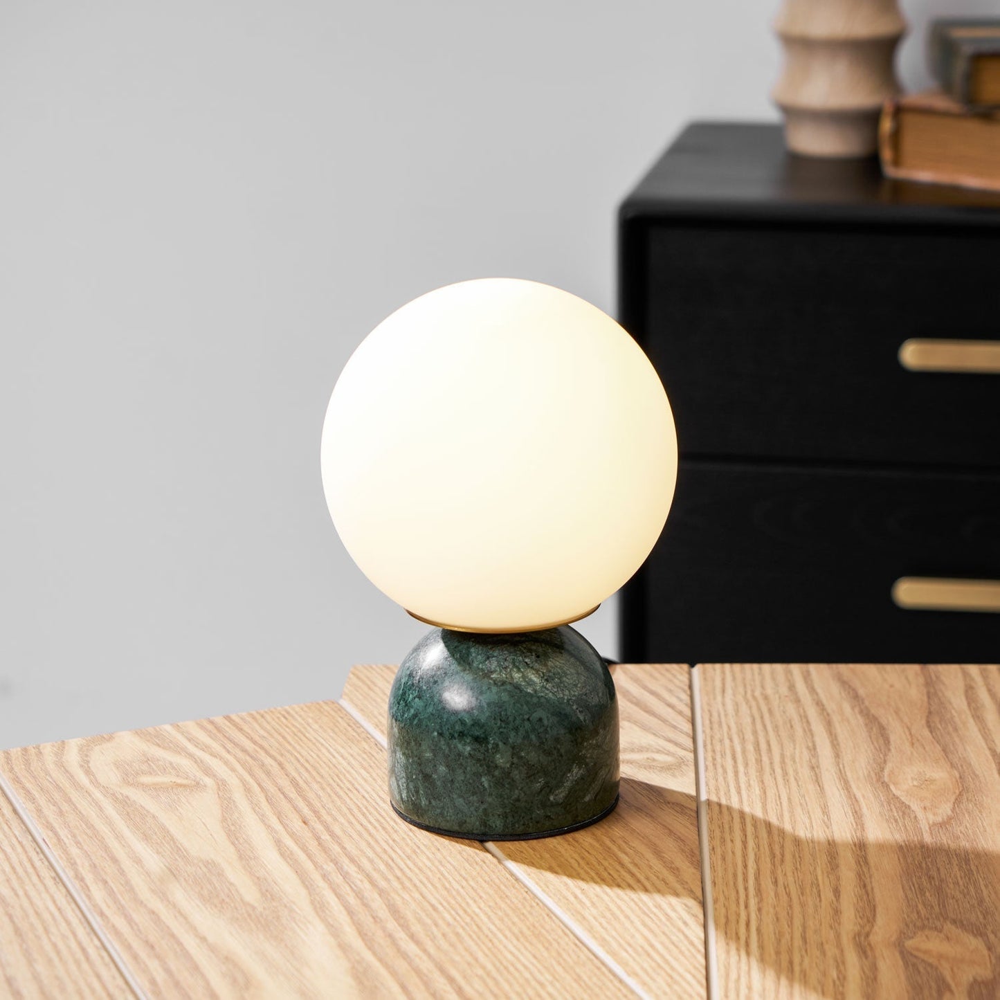 Kendroct | Minimalistisk lysende kugle accent bordlampe