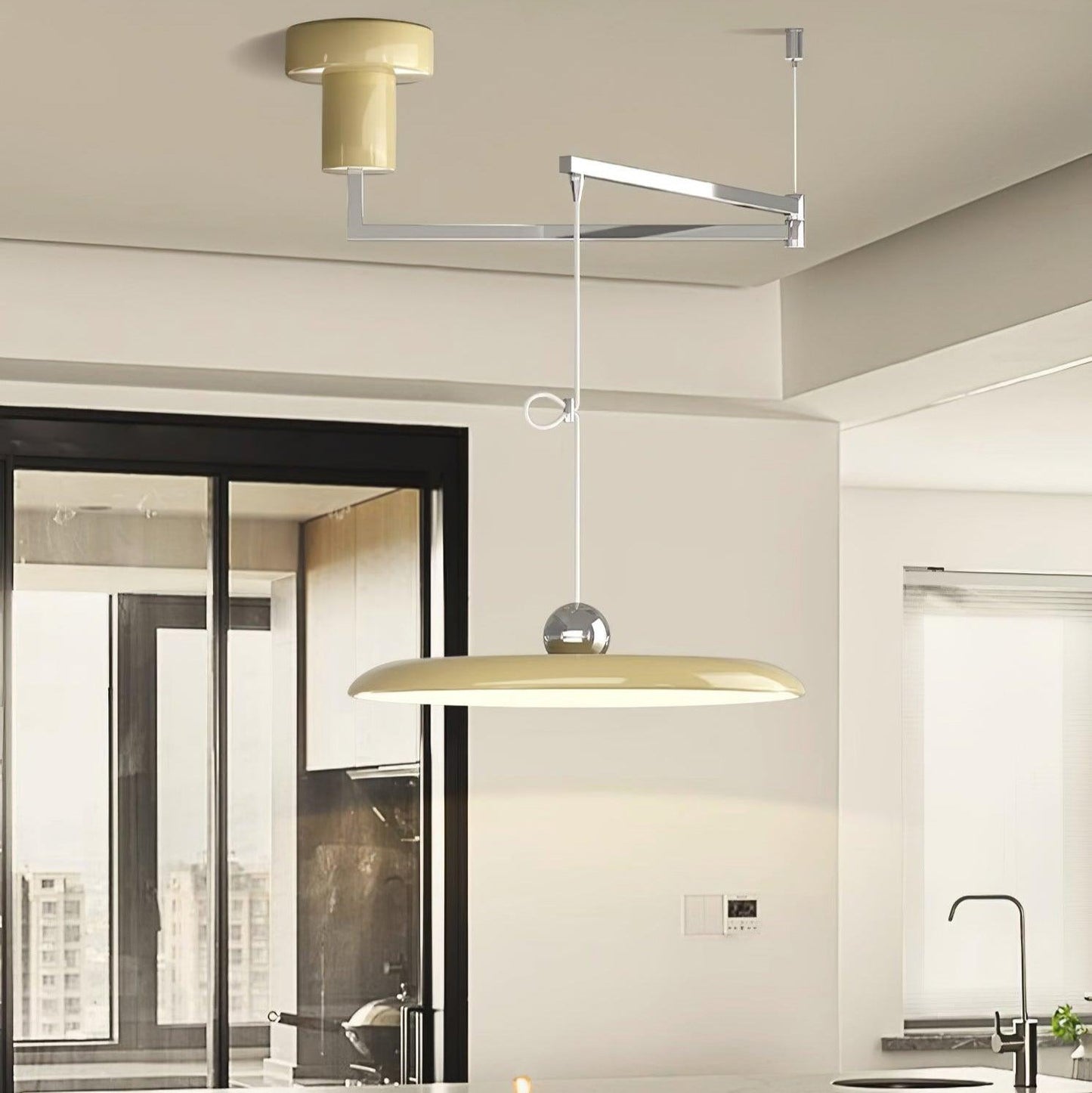 Aris | Morandi-inspireret justerbar svingarm pendellampe