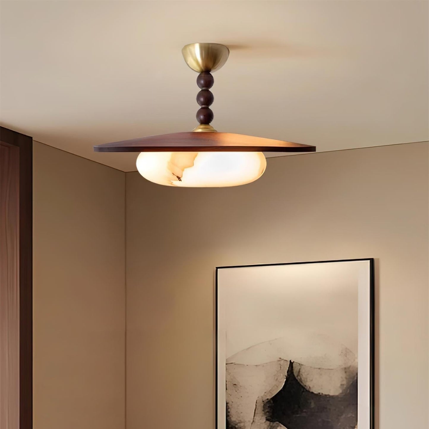 Midthos | Mid-century træ alabast kuppel flush montering loftslampe
