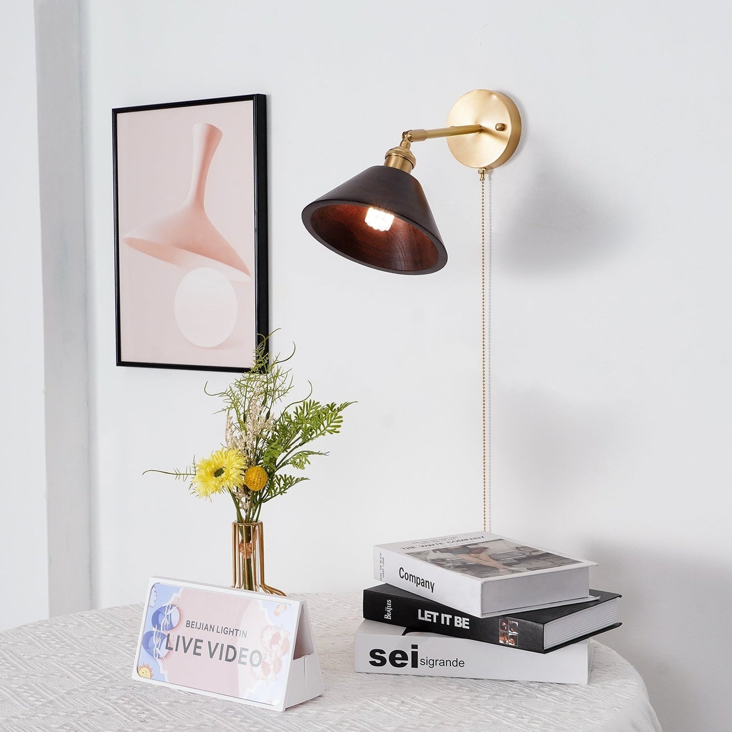 Thorgren | Mid-century geometrisk kegle silhuet træ væglampe