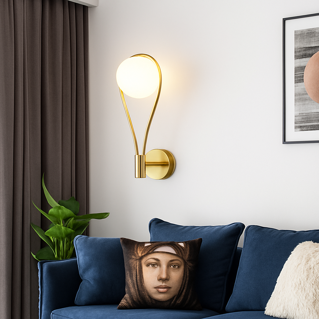 Feroliq | Moderne frostet glas kugle væglampe