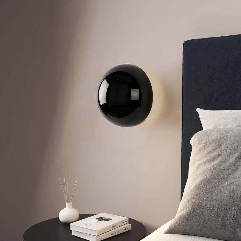 Bauhaus formørkelse halo rund metallisk skulpturel væglampe