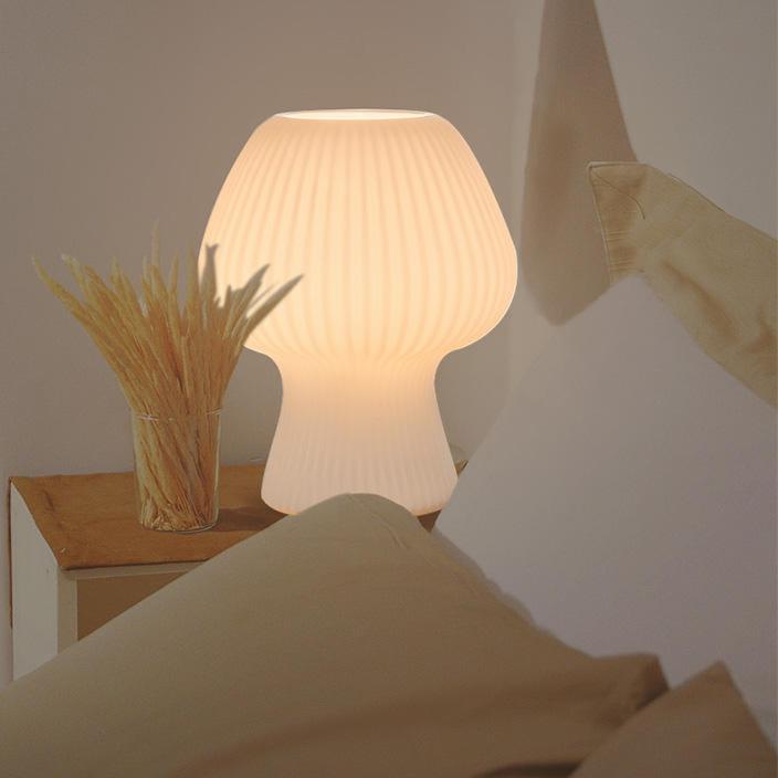 Vintage ribbet glas svampe bordlampe