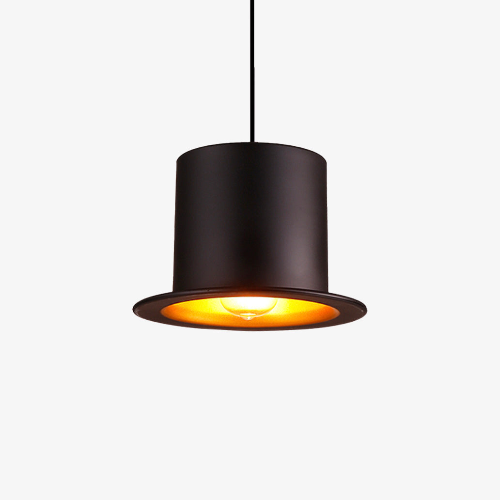 Threllis | Skulpturel hatformet pendellampe med bred skygge