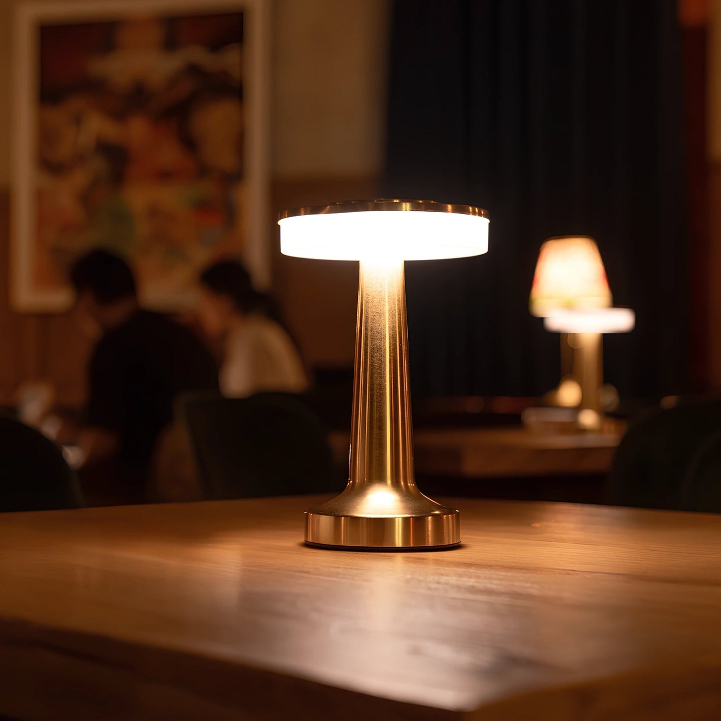 Elegant Bærbar Metal Dæmpbar Genopladelig Trådløs Bordlampe